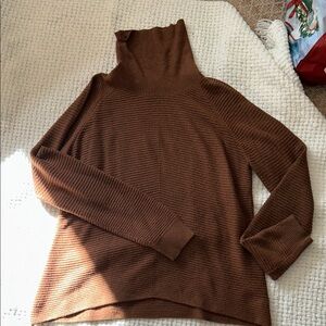 Kuhl Rich Brown Turtleneck Sweater